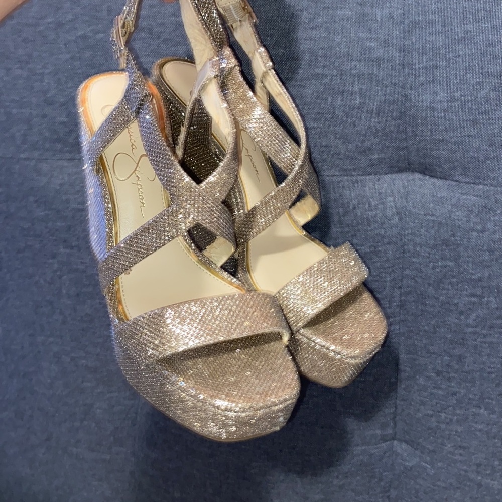 7.5 rose gold sparkly wedges